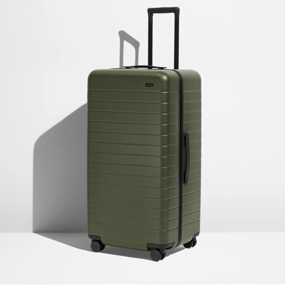 Away Luggage Trunk-Used Once, No Scratches